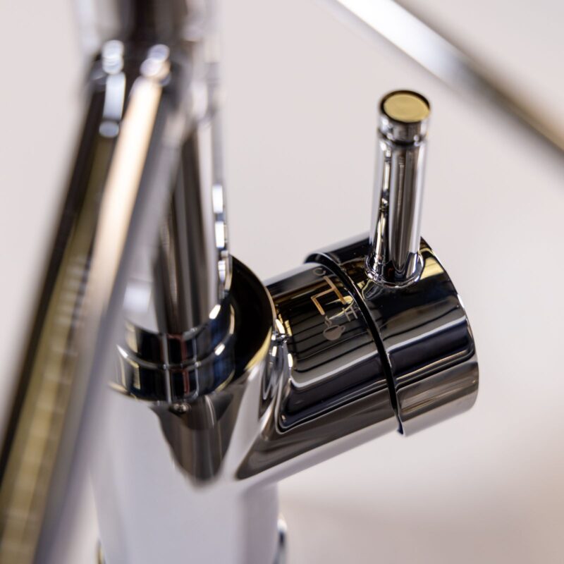 Ellsi 3 - in - 1 Multiuse Boiling Water Tap with Pull - Out - The Tap Specialist