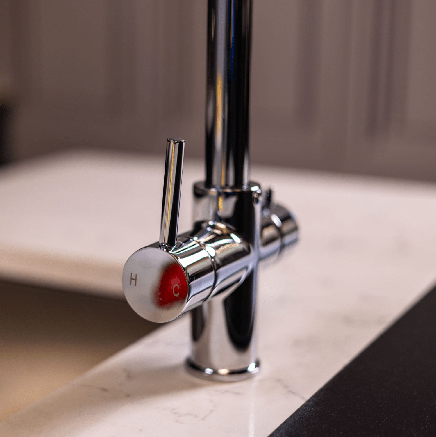 Ellsi 4 - in - 1 Instant Hot Water Kitchen Tap Kit - The Tap Specialist