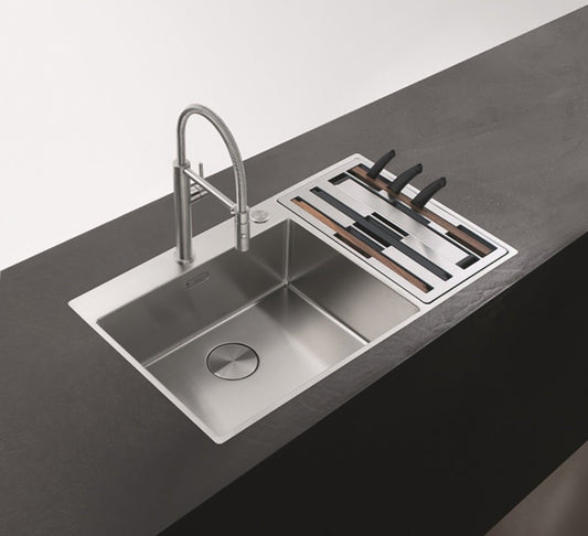 Franke Box Center BWX 220 54 - 27 RHSB Stainless Steel 1.5 Bowl Sink and Accessories - The Tap Specialist
