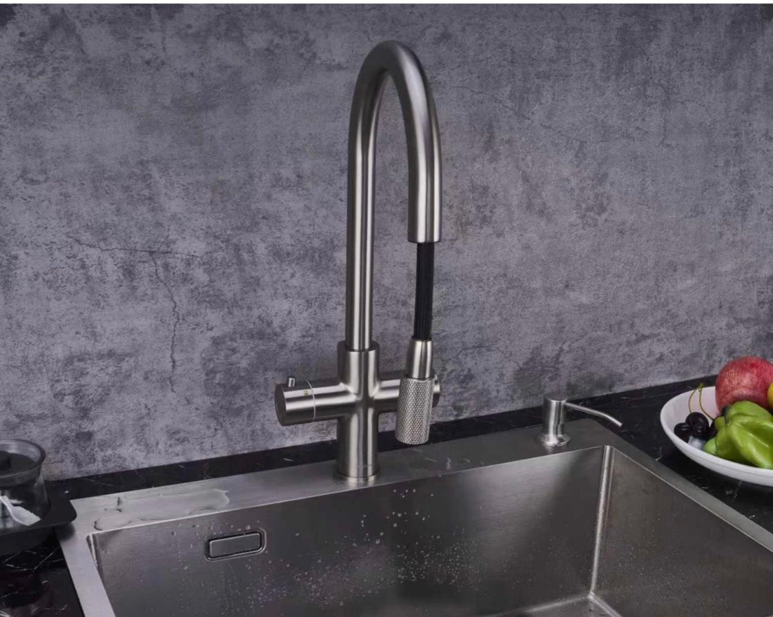 Hanstrom 4 - in - 1 Flex Pro Instant Boiling Water Tap Pull Out - The Tap Specialist