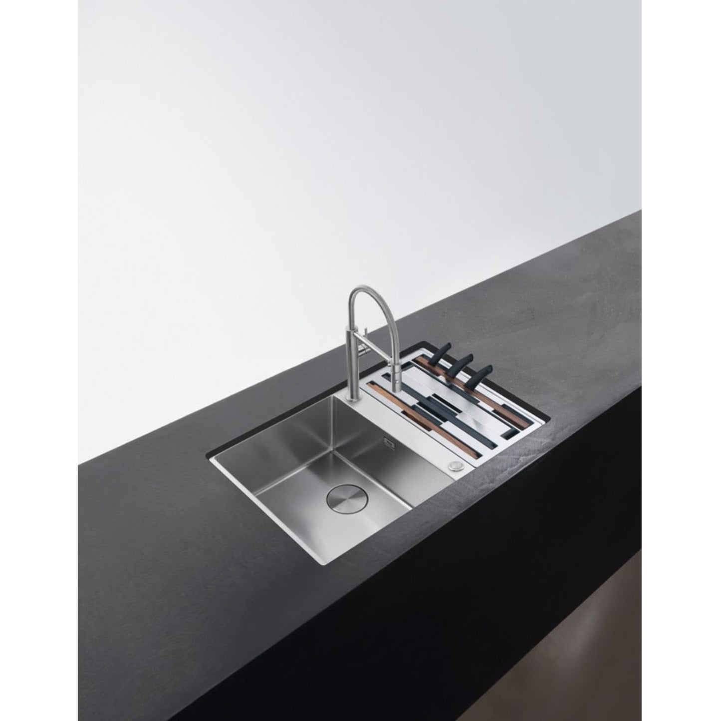 Franke Box Center 41-27 Undermount Stainless Steel sink 1.5 Bowl & Accessories Set - REVERSIBLE lifestyle image black worktop minimalist kitchen