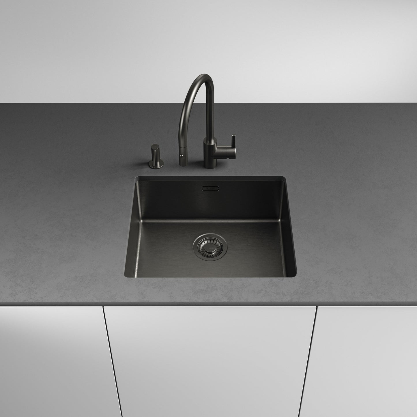 Franke Mythos Masterpiece BXM 210/110-50 Single Bowl Undermount Kitchen Sink Anthracite alongside balck tap and accessories