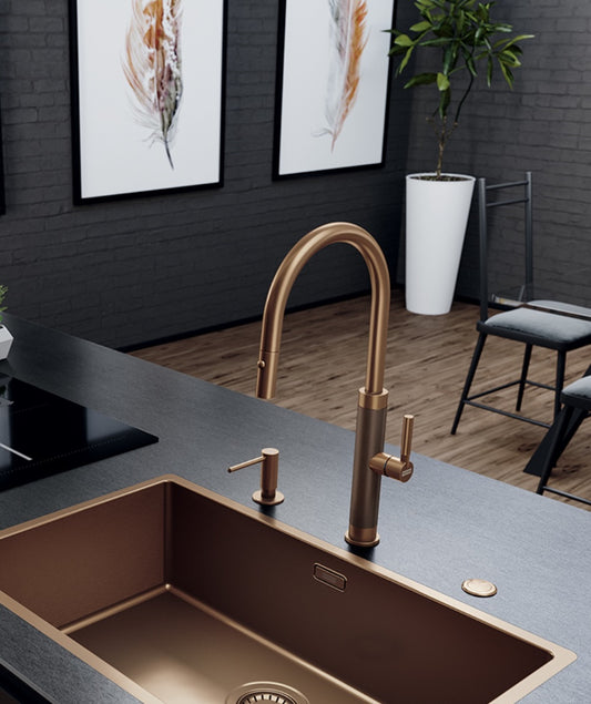 Franke Tessuto J Spout Pull-Out Tap – Brass | 115.0692.199