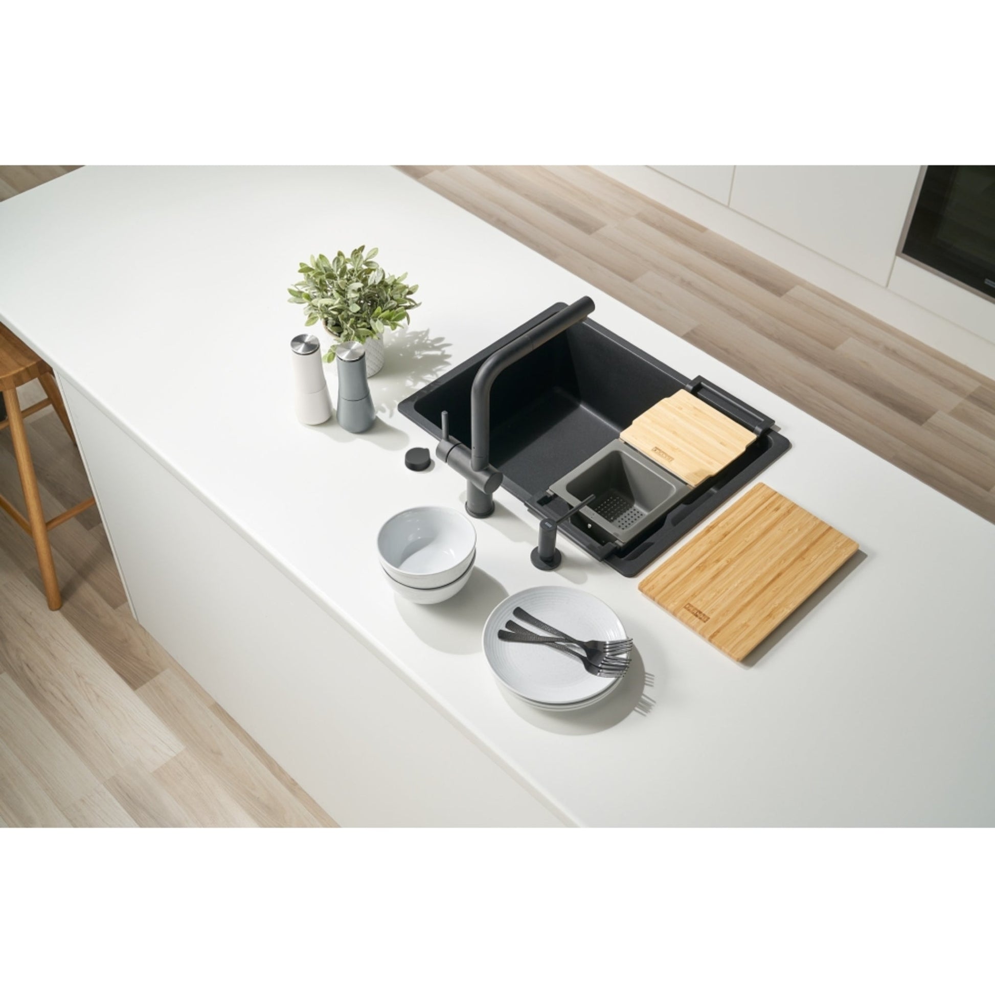 Franke All - In Set2 with Telescopic Bridge, Bamboo Chopping Board, Strainer Bowl & Bowl with Bamboo Lid - The Tap Specialist