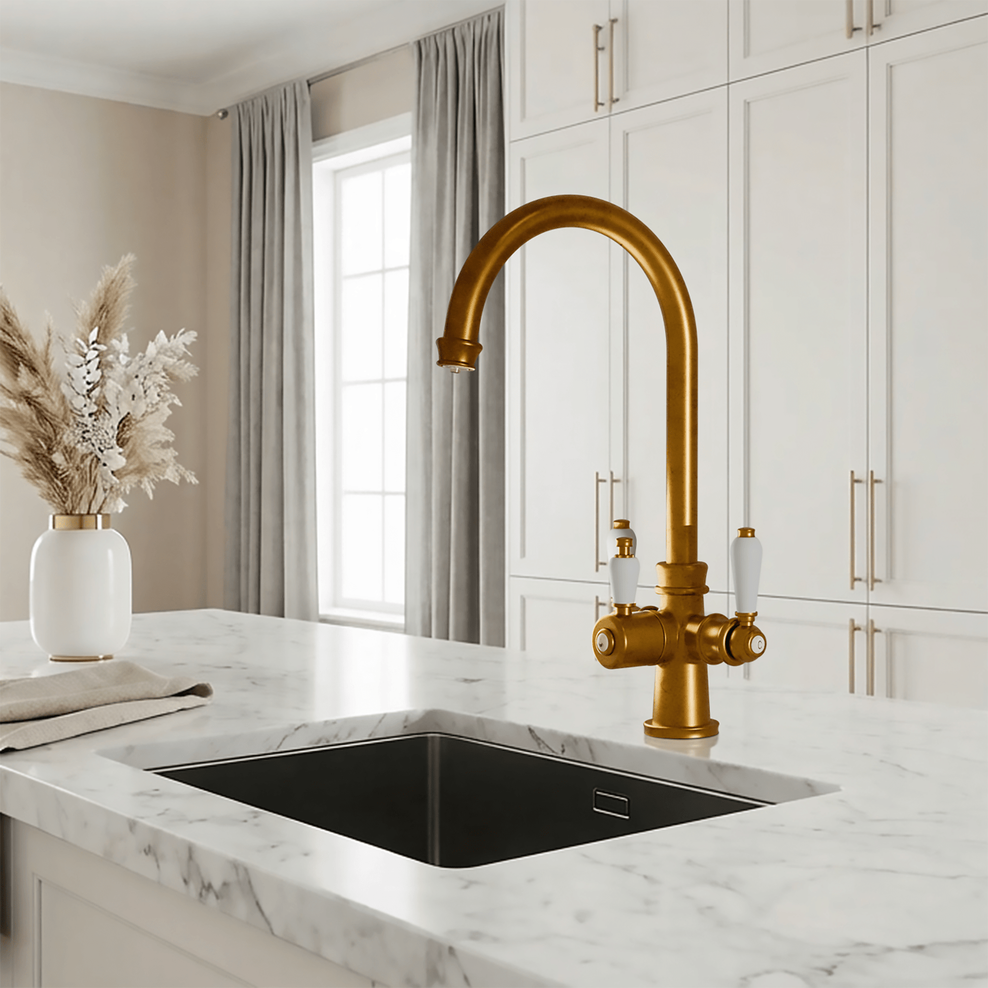 Hanström Holden 3 - in - 1 Instant Boiling Water Tap - The Tap Specialist