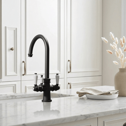 Hanström Holden 3 - in - 1 Instant Boiling Water Tap - The Tap Specialist