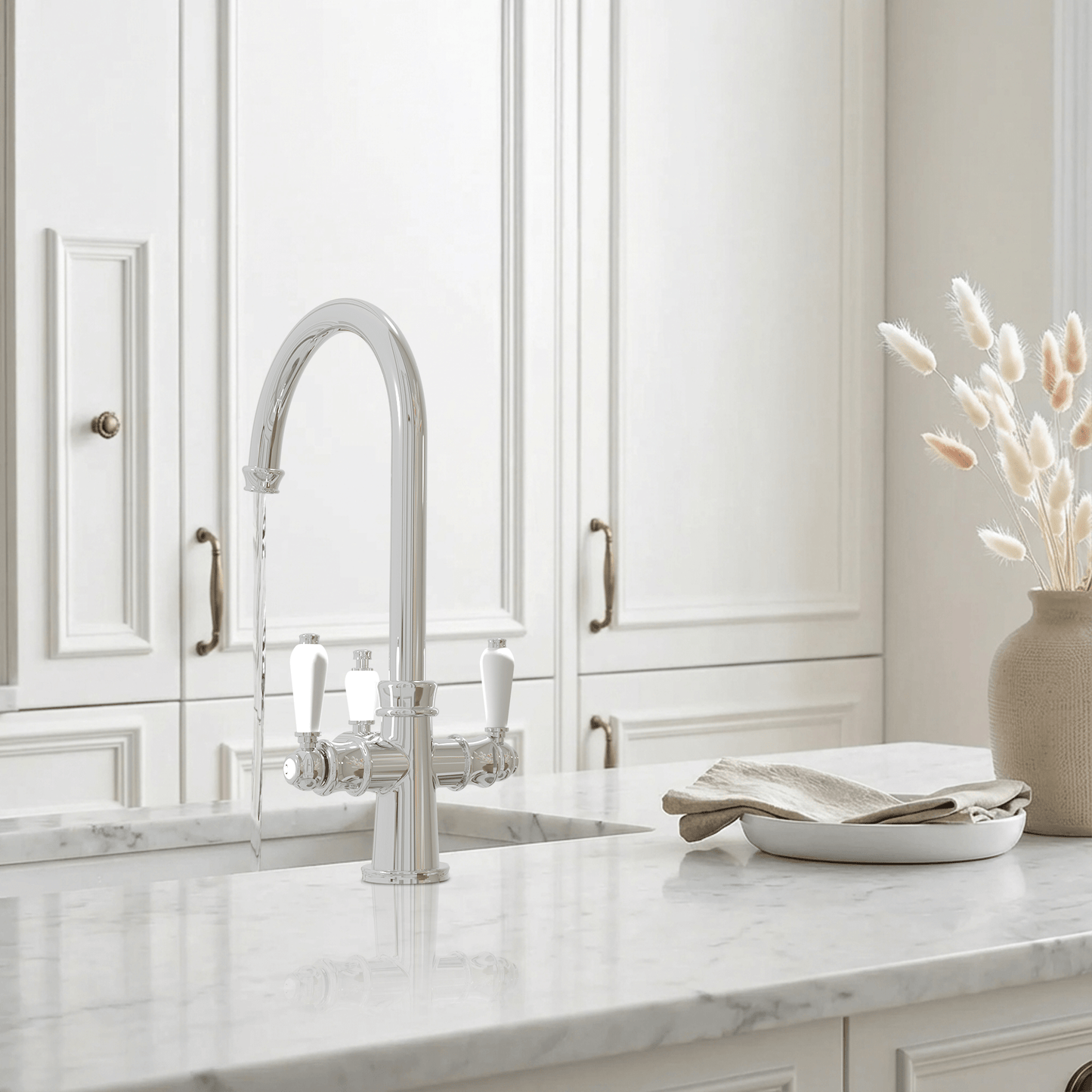 Hanström Holden 3 - in - 1 Instant Boiling Water Tap - The Tap Specialist